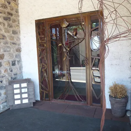 Hotel Restaurant Le Pain De Sucre Monistrol-dʼAllier