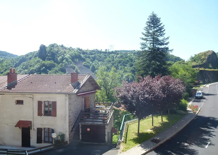 Restaurant Le Pain De Sucre Hotel Monistrol-dʼAllier